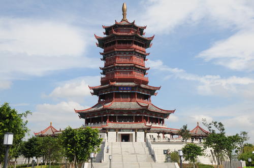 赠送一早二正餐,住宿】厦门鼓浪屿,集美学村,园博苑,特价二日游!